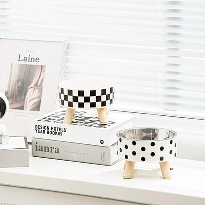 Black & White Raised Dishes