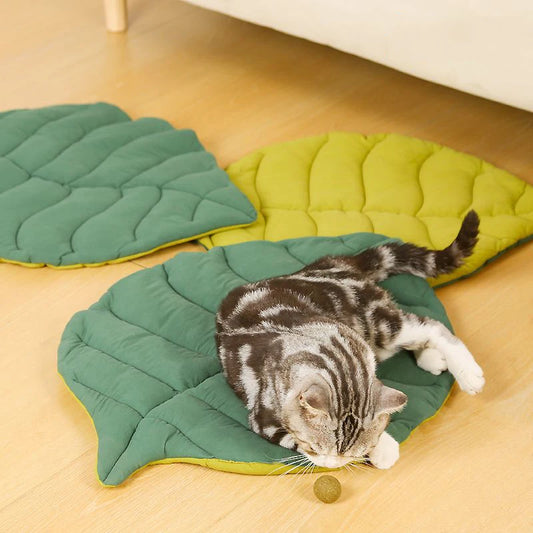 Leaf Shaped Bed Mat