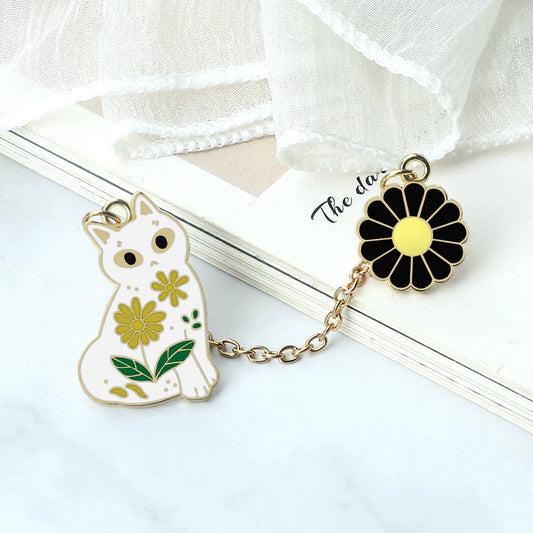 Cat & Daisy Oil Painting Enamel Pin