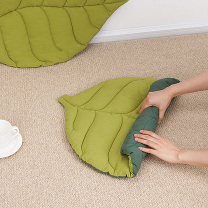 Leaf Shaped Bed Mat